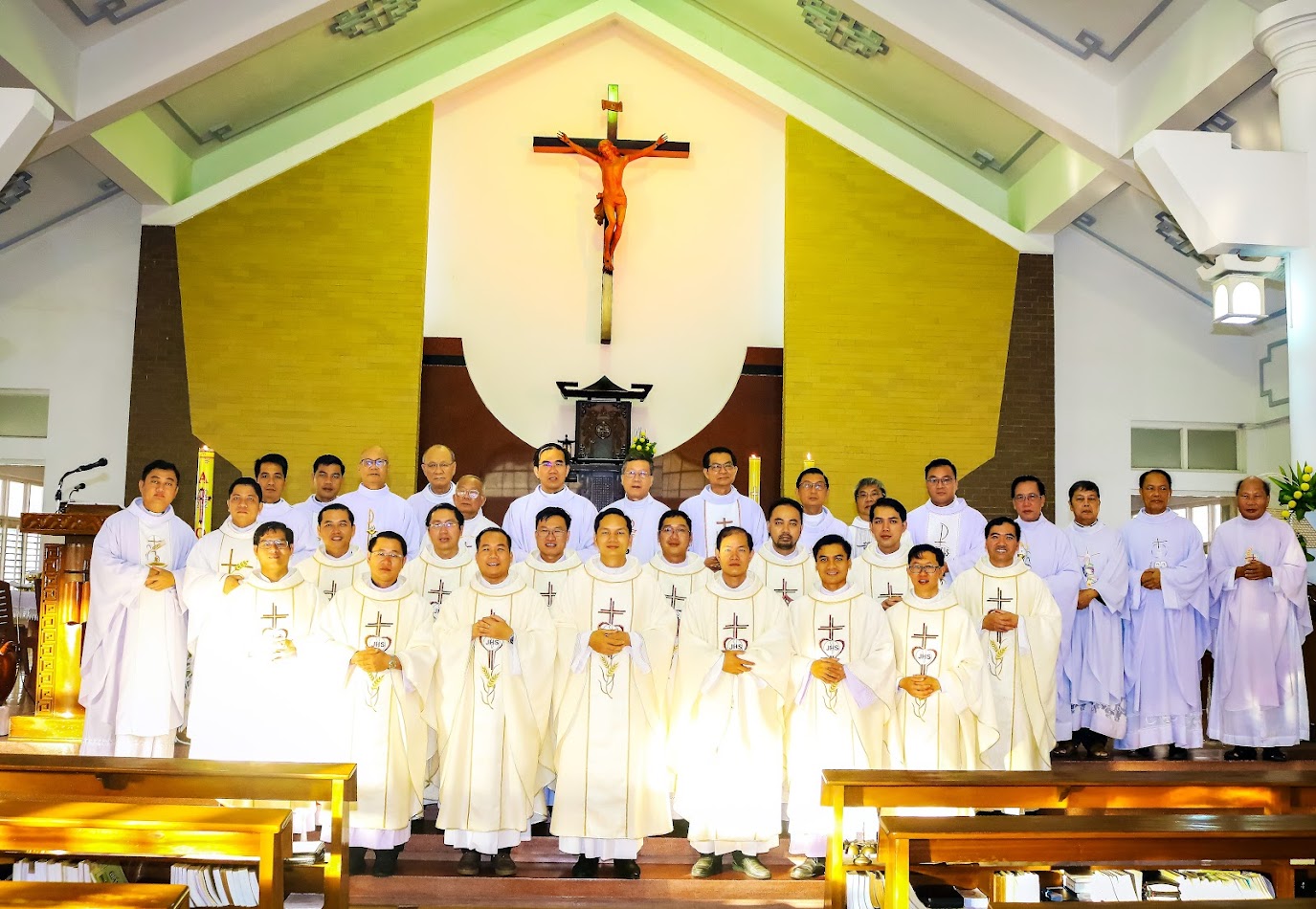 Thánh lễ Tạ ơn các tân linh mục Giáo phận Ban Mê Thuột khoá XIII tại Đại Chủng viện Sao Biển Nha Trang